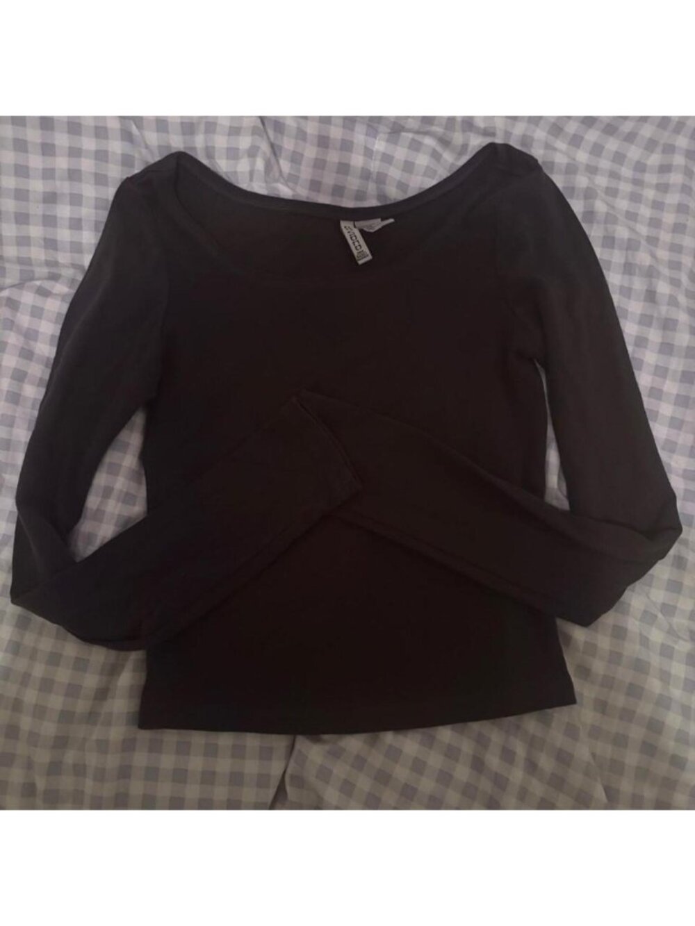 Black H&M long sleeve crop top - size small- worn...